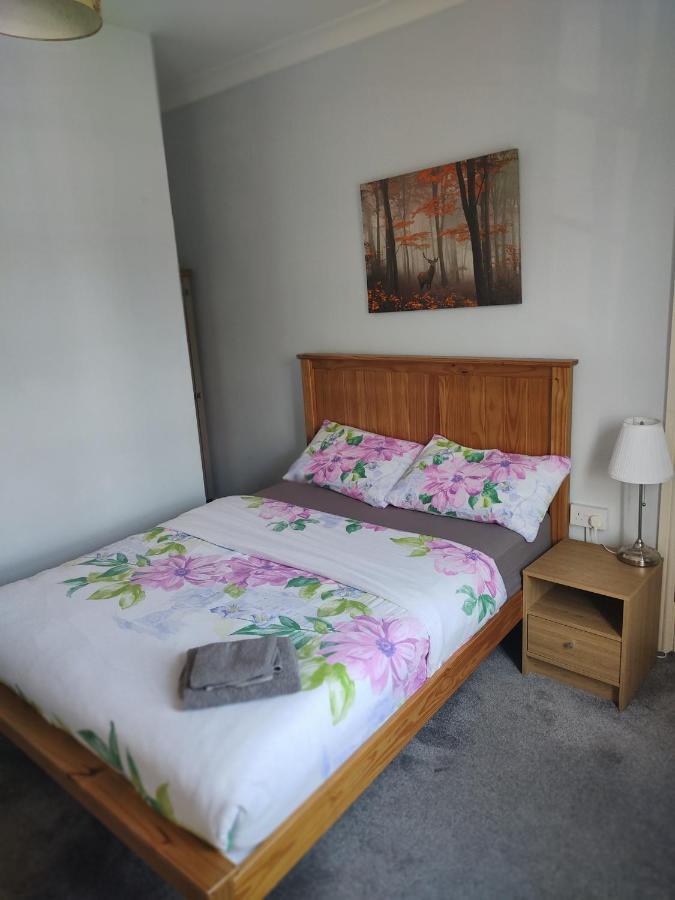 Reindeer Accomodation เซาท์เวลล์ ภายนอก รูปภาพ