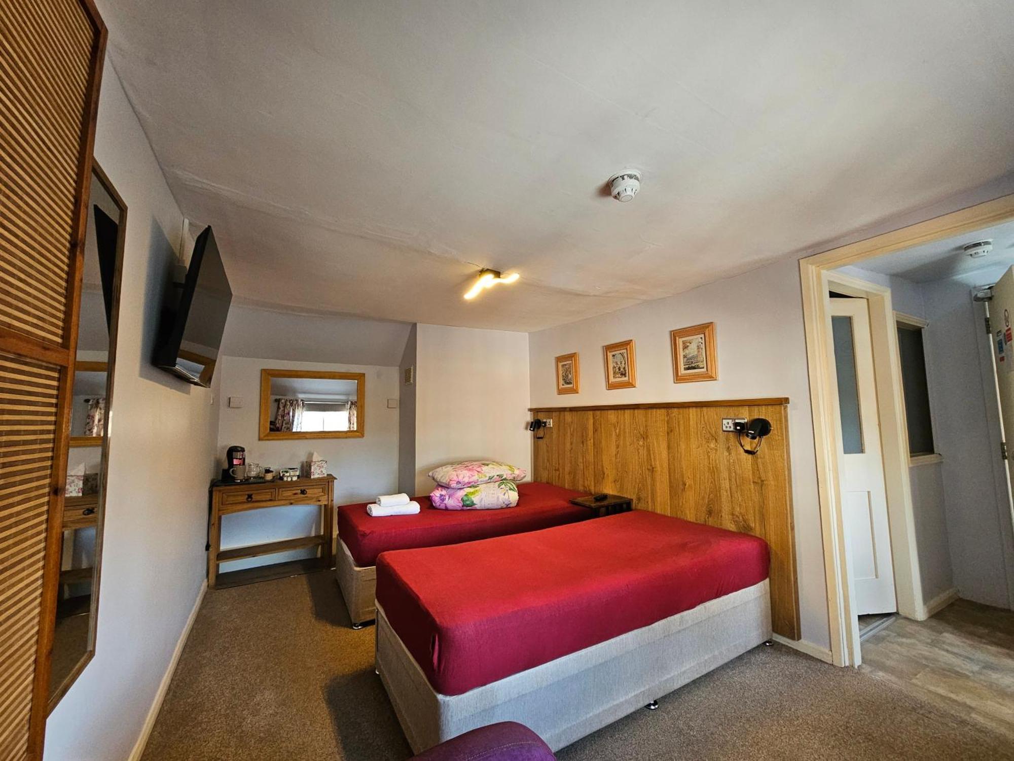 Reindeer Accomodation เซาท์เวลล์ ภายนอก รูปภาพ